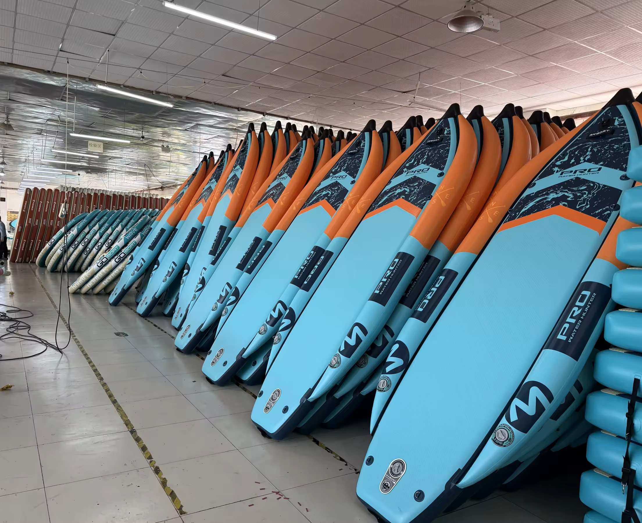 China Factory Inflatable Boat  - Fishing Rod Boat recension och pris